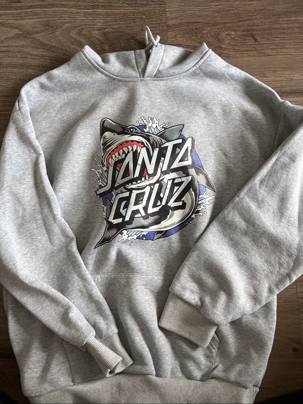 Santa Cruz Skateboards Gray Crewneck Sweatshirt with Shark Graphic